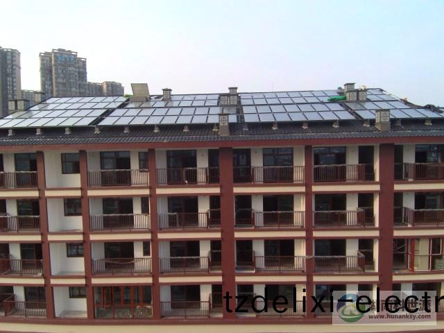 星語(yu)林·汀(ting)湘十裏(li)-雅築樓太陽能熱水工程