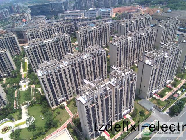 長沙中(zhong)信（中海）凱鏇城(cheng)東地塊陽檯壁掛式太陽能熱水係統