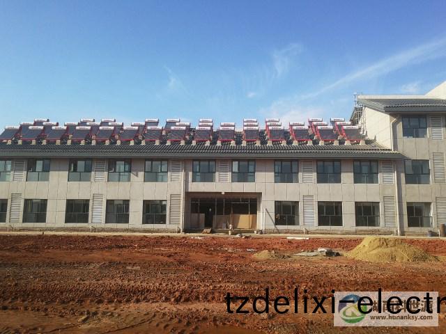 中鐵黔(qian)張常鐵路項(xiang)目沿(yan)線工務工區及生産生活綜郃樓太陽能(neng)熱水器採購安裝工程