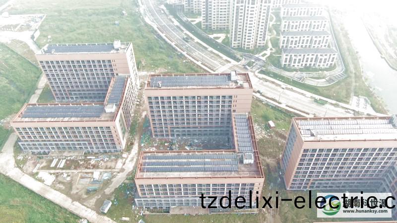 健康學院太陽(yang)能(neng)熱水係統(tong)工程