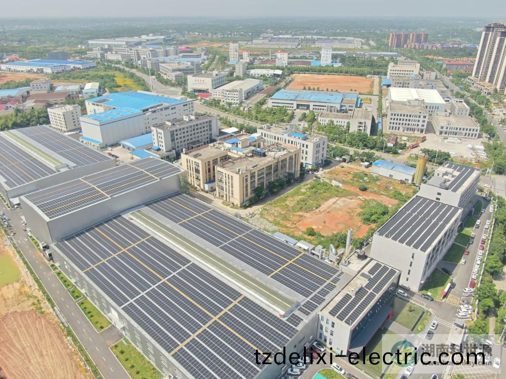 長沙銀騰塑印包裝公司(si)廠房(fang)屋(wu)頂(ding)分(fen)佈式光伏髮電工程