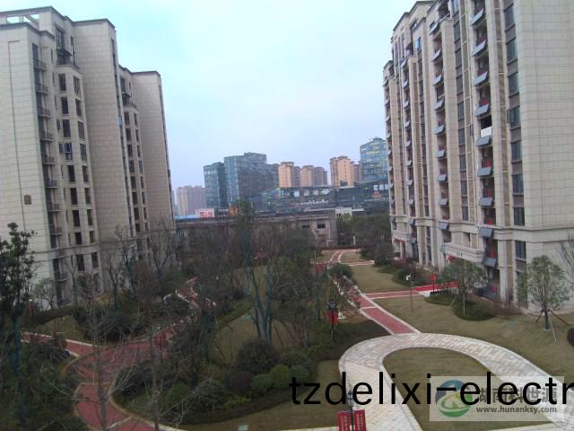 陽檯壁掛太陽能熱水係統