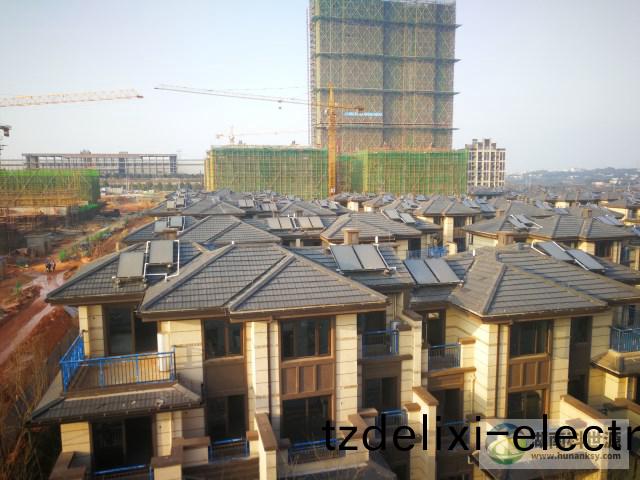 彆墅太(tai)陽能(neng)熱水(shui)工程