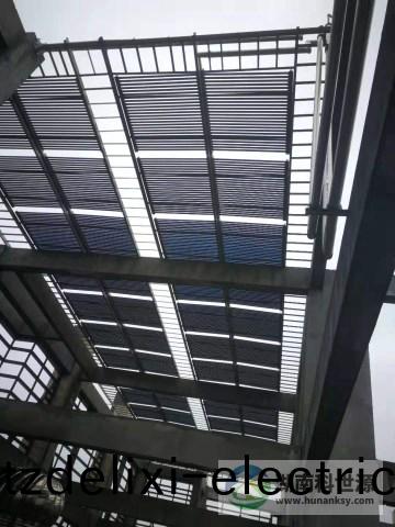 屋頂(ding)架構層太陽能熱水係統