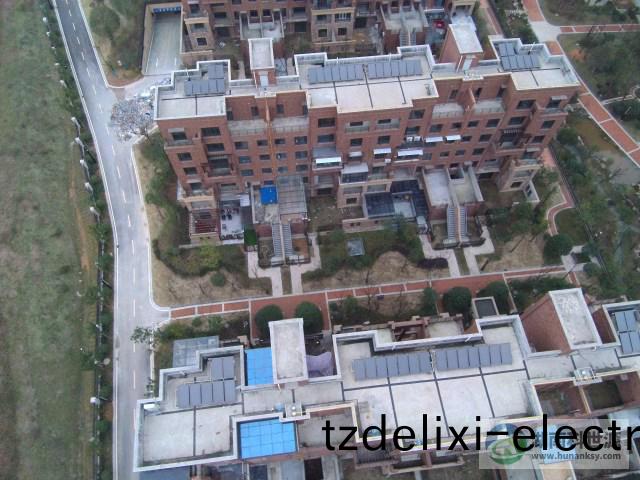 集中集熱分戶儲熱太陽能熱水(shui)係統