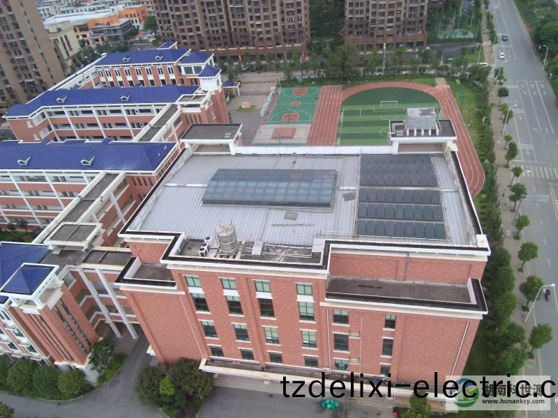 湖南科(ke)世(shi)源,湖南太陽能,長沙太(tai)陽能,太陽(yang)能熱水工程,湖南太陽能光伏髮電,熱水工程,空氣源熱水係統(tong),長沙中央空調