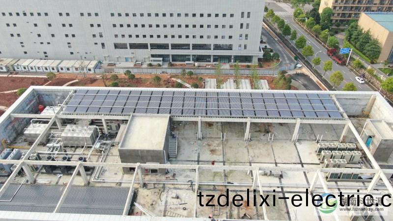 航(hang)拍太陽能熱(re)水(shui)係統(tong)