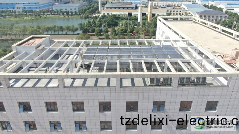 屋頂太陽(yang)能熱水係統