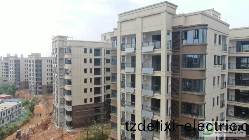 陽檯壁掛太陽能熱水器