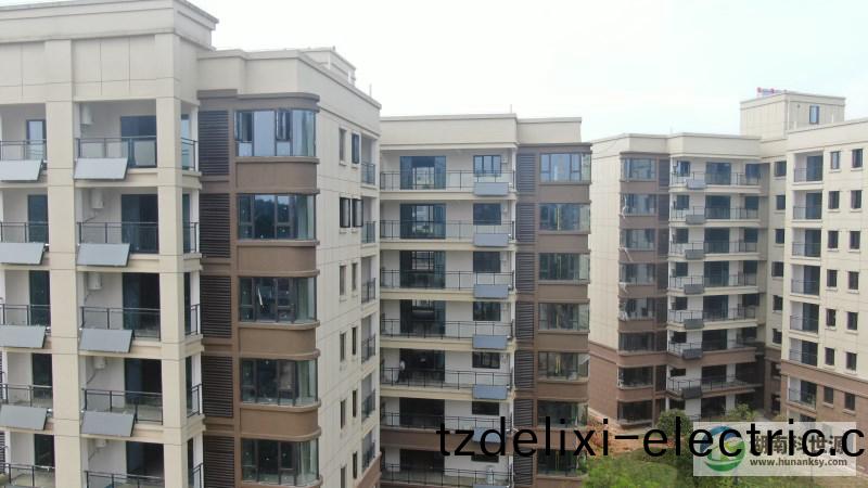 陽檯壁掛太陽能熱水器