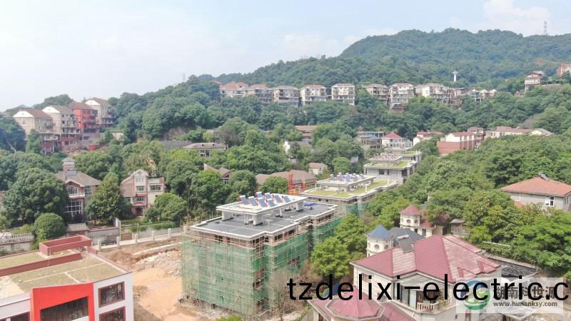 一體落水式太陽能熱水器