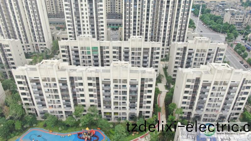 陽檯壁(bi)掛式(shi)太陽能