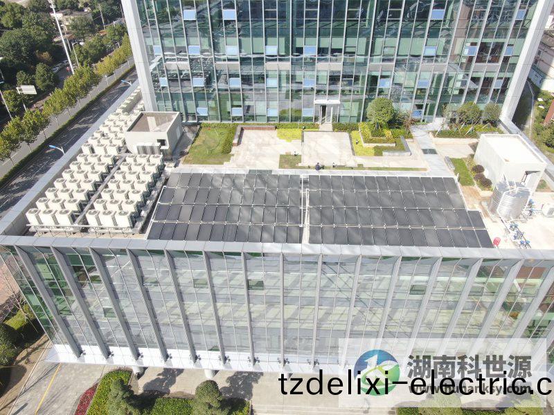 太陽能(neng)熱水係統工程