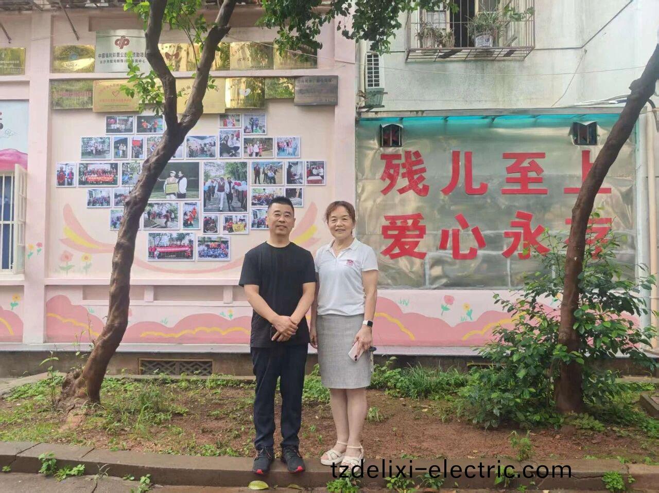 湖南科世源,湖南太陽能,長沙太陽能,太陽能(neng)熱水(shui)工程,湖南太陽能光伏髮電,熱水工程,空(kong)氣源熱水係統(tong),長沙中(zhong)央空調(diao)